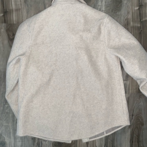 Lulus Shacket - Picture 4 of 4